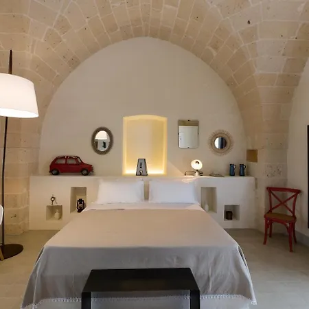 Vinilia Wine 4* マンドゥーリア