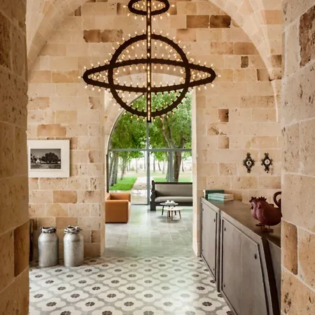 Vinilia Wine マンドゥーリア