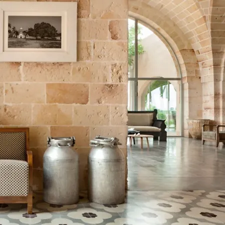 ホテル Vinilia Wine マンドゥーリア